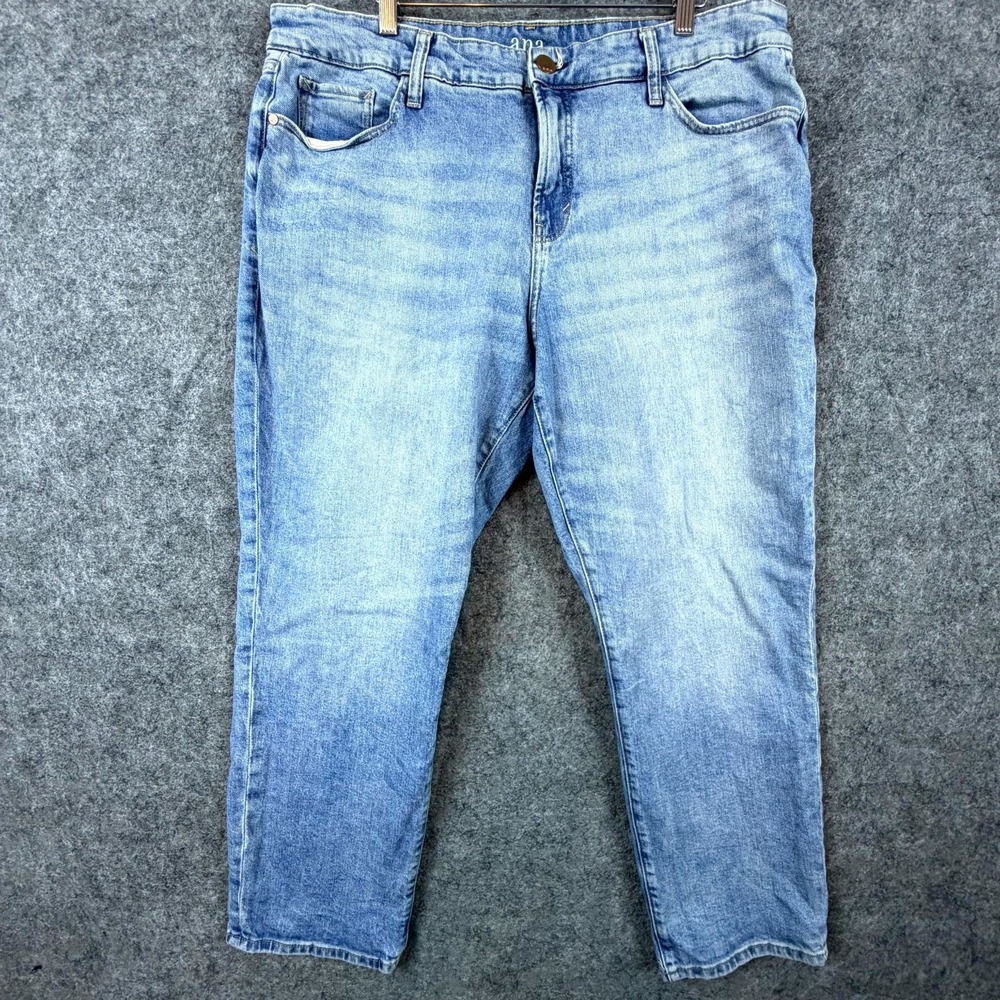 a.n.a Boyfriend Jeans Womens 18W Blue Denim Cotton Cropped‎ Mid Rise Light Wash